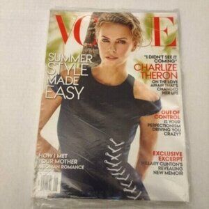 VOGUE MAGAZINE-JUNE 2014-" CHARLIZE THERON"-VINTAGE-NEW
